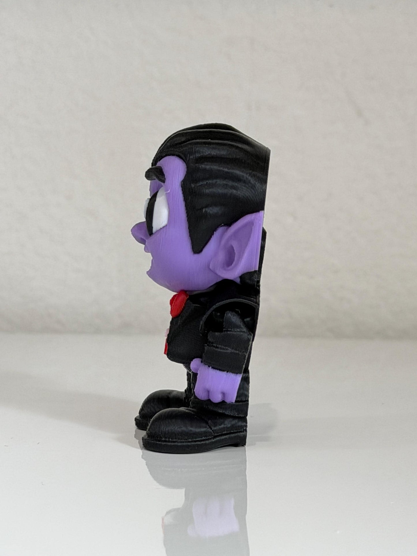 Cute Dracula Figurine - Halloween 3D Printed Spooky Decor & Unique Gothic Collectibles, Cute and Funny, Halloween Gift, Fall Gift